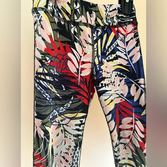 Ideology Girls 3T Tropical Print Leggings – Bold & Fun Activewear - Picture 2 of 5